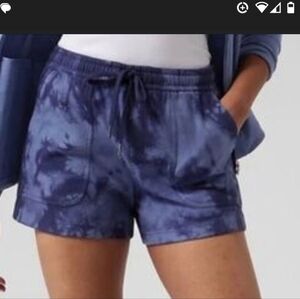 Athleta Farallon Thick Knit Tie Dye Shorts